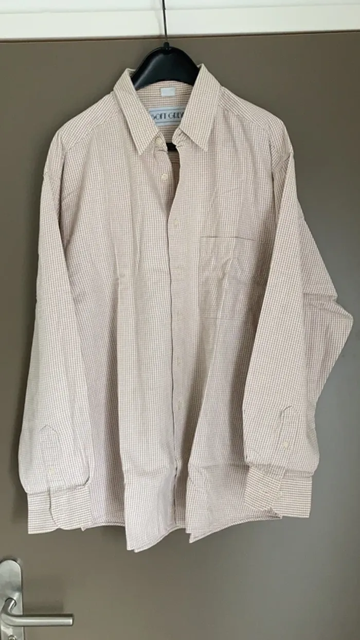 Chemise homme manches longues à carreaux beige et rose fond écru taille 43/44 Soft Grey