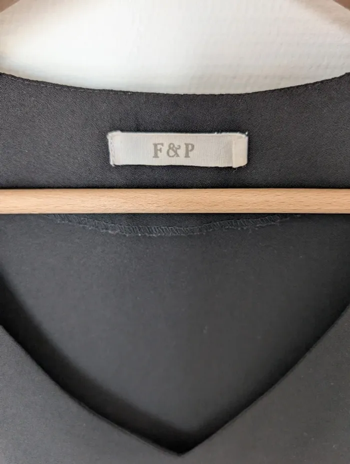 Blouse sans manches - photo numéro 3