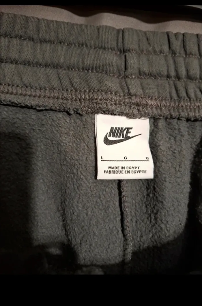 Jogging gris Nike taille L Neuf - photo numéro 2