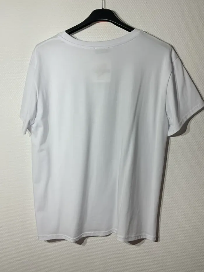 T-shirt « cœur » femme taille unique. (38-44)- agape- neuf avec étiquette - photo numéro 3