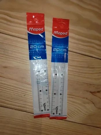 Neufs 2 doubles décimètres maped