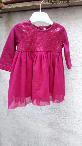 Robe tulle et sequins rose fuchsia 6 mois