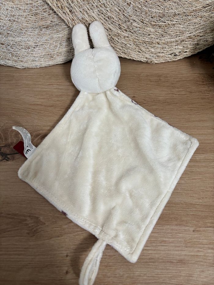 Neuf doudou plat lapin écru miffy nijntje - photo numéro 3