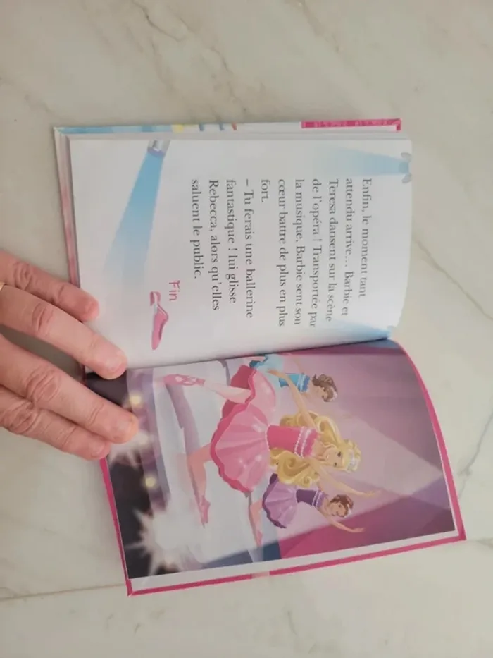 Livre Barbie Danseuse - photo numéro 4