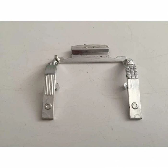 Intérieur plastique pièce détachée miniature Mercedes 500 sl 1/24 Majorette #A18