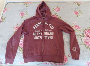Sweat à capuche rouge