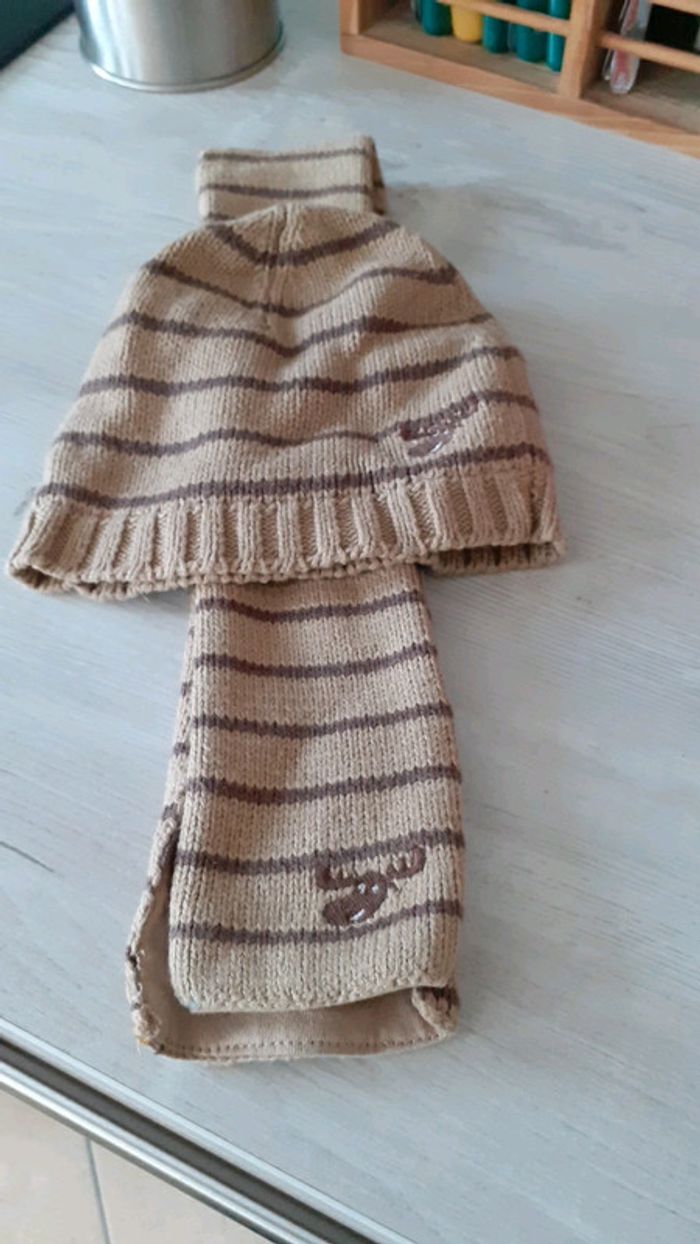 Bonnet + écharpe 6 mois