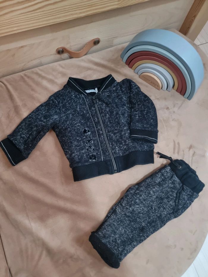 Ensemble jogging ikks