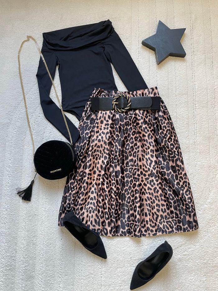 Ensemble T34 body + jupe - photo numéro 2