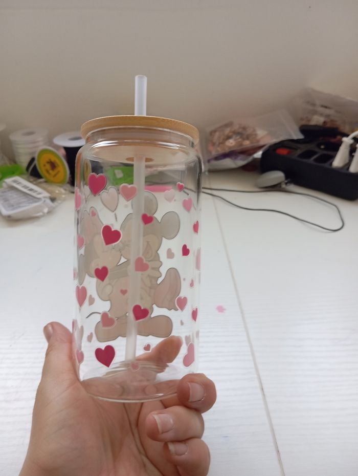 Tumbler en verre Minnie et mickey avec paille - photo numéro 2