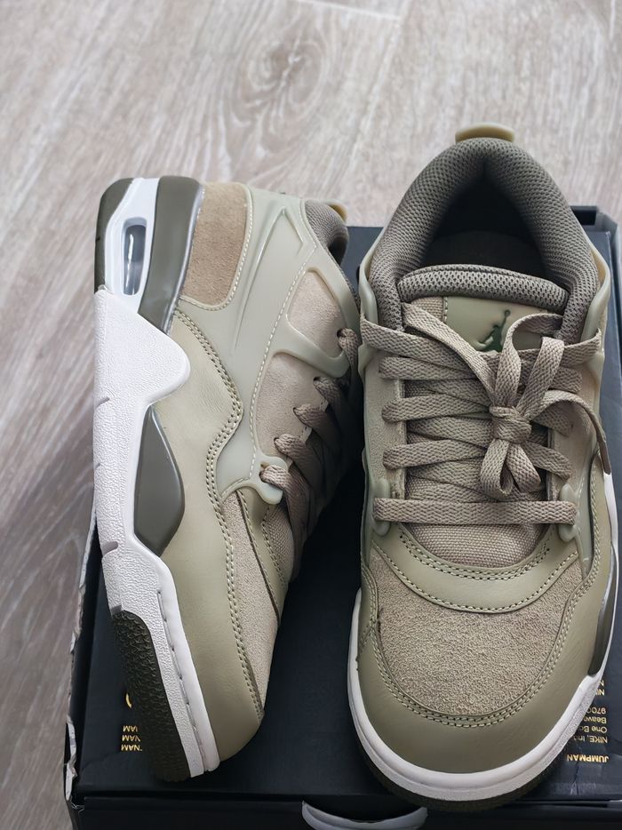 Air Jordan 4 rm taille 38 authentique - photo numéro 3