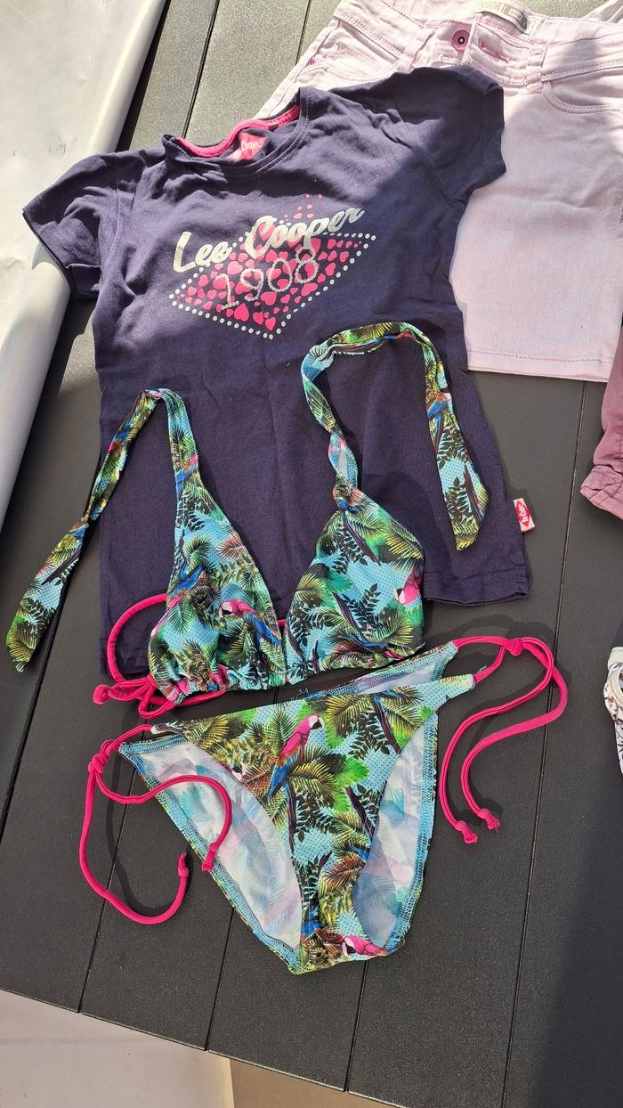 Lot vêtements fille 10 ans - photo numéro 2