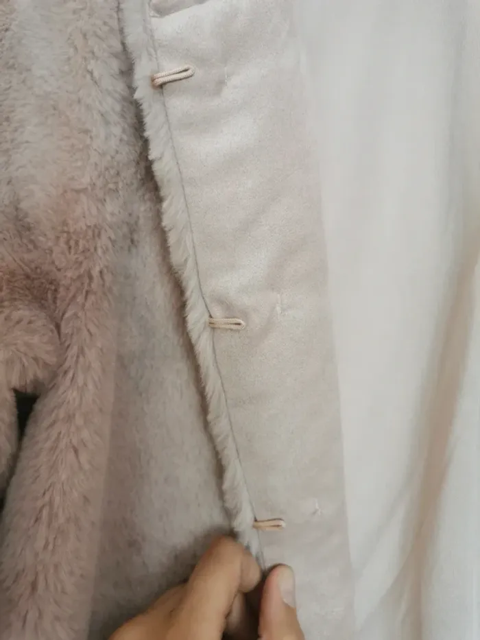 Veste fausse fourrure rose taille M H&M - photo numéro 2