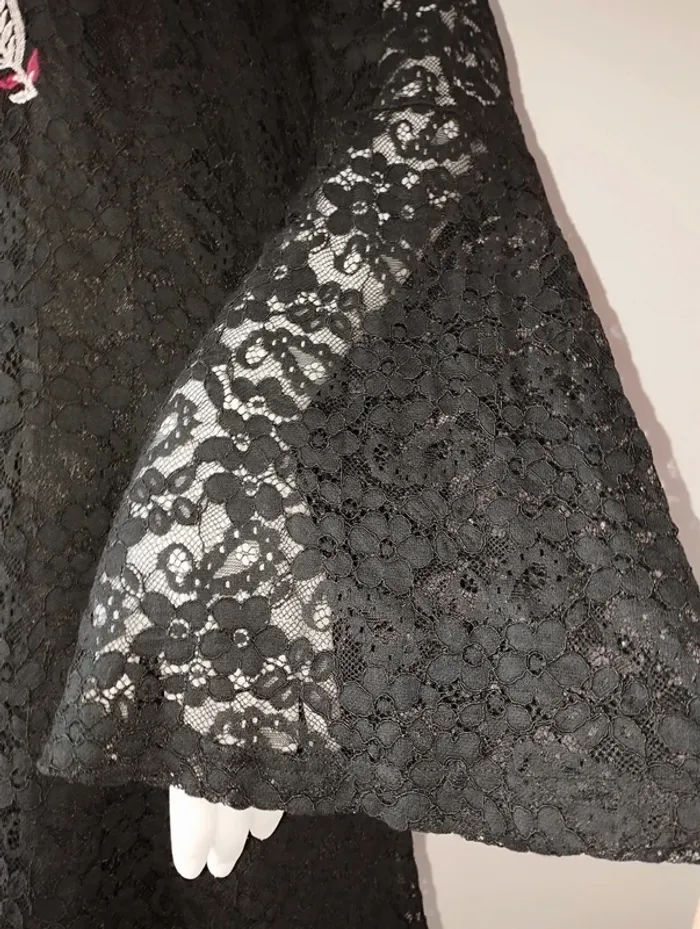 Robe Yumi taille 44 effet dentelle - photo numéro 3