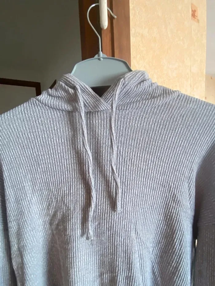 Pull Kiabi femme • Taille 42 • Douceur & style au rendez-vous 🌸 - photo numéro 2