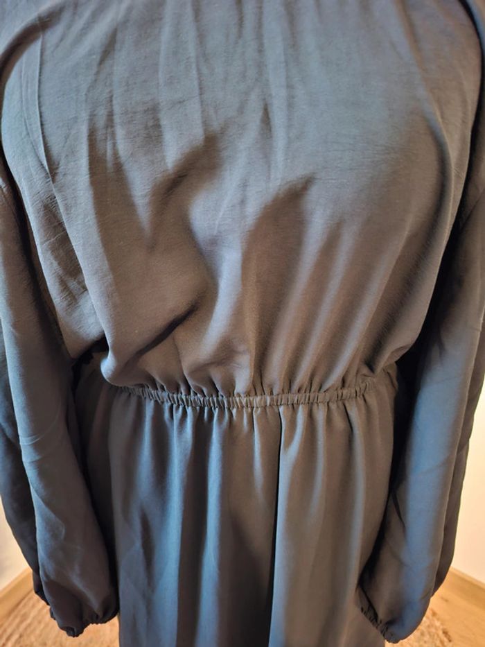 Petite robe noire fluide neuve Missguided taille S/M 36/38 - photo numéro 4