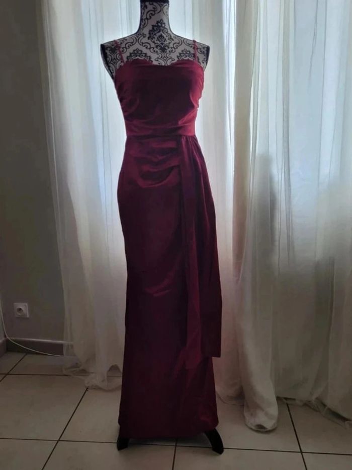 Robe de soirée bordeaux satinée 38 - photo numéro 4