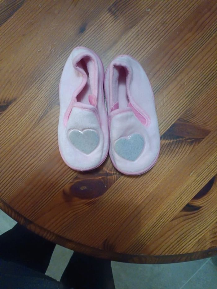 Chaussons taille 23