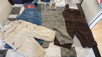 Lot de 4 salopettes taille 12mois très bonne état