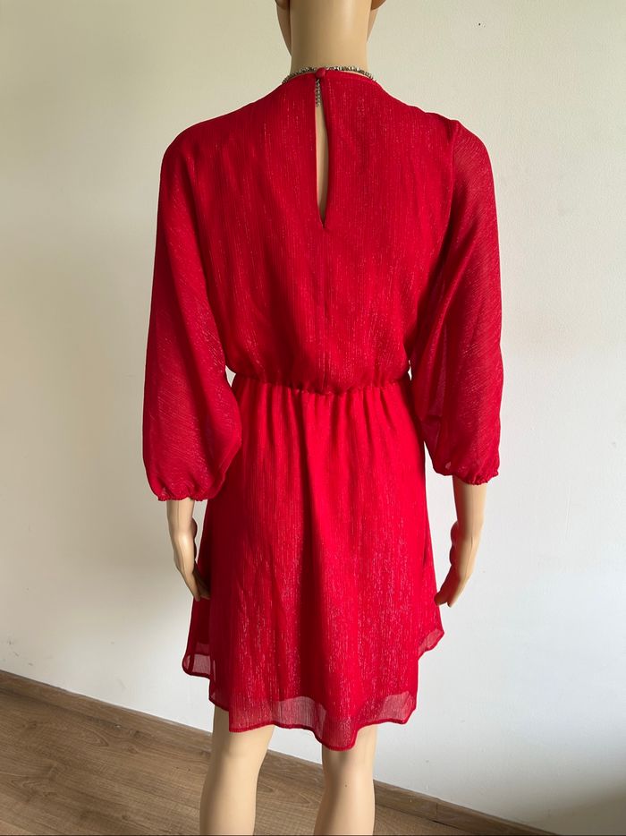 Robe rouge et argentée neuve Naf Naf taille 36 - photo numéro 5