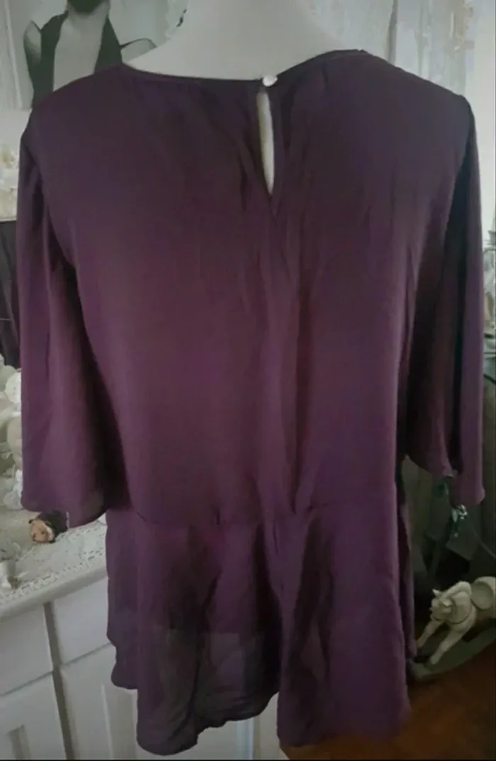 Jolie blouse asymetrique couleur prune Atmosphère T 46 Neuf - photo numéro 2