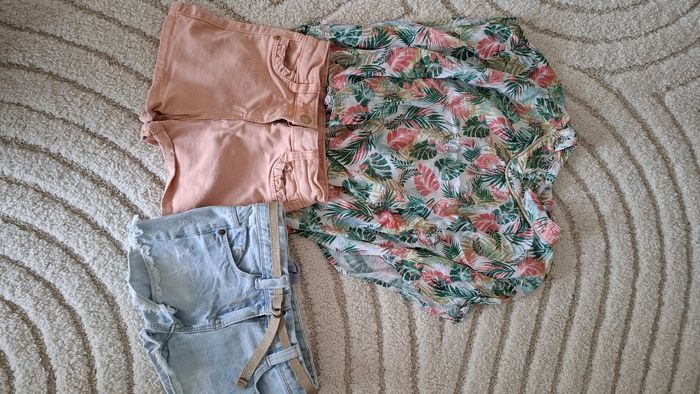 Gros lot de 30 vetementsMagnifique lot de vêtements marque / taille 3 ans - photo numéro 7