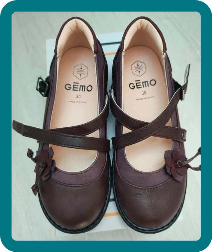 Chaussures 30 - photo numéro 2