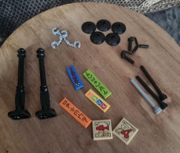 Lot accessoires et pièces Lego Ninjago City Chase