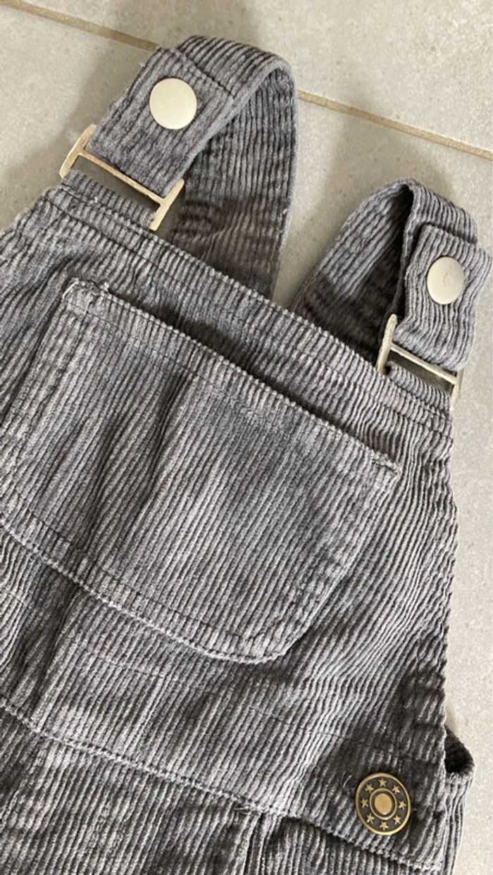 Lot ensemble vêtement salopette jean pantalon garçon 6 mois - photo numéro 4