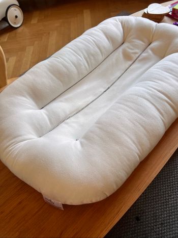 Réducteur de lit / baby nest