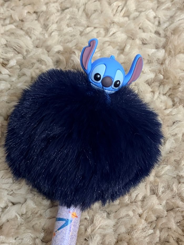 Stylo pompons Disney stitch - photo numéro 2