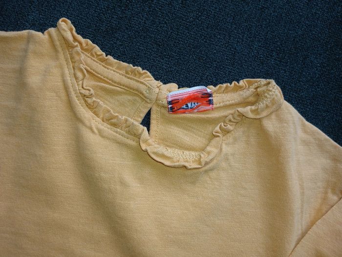 Tee-shirt fille  8 ans - photo numéro 3