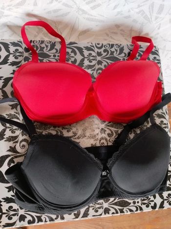 Lot de 2 soutien-gorge femme taille 90 C Districenter