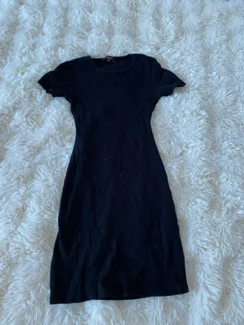 Jolie petite robe noire dos ouvert Jennyfer taille XS
