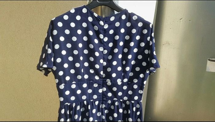 Robe à pois et dentelle vintage - photo numéro 7