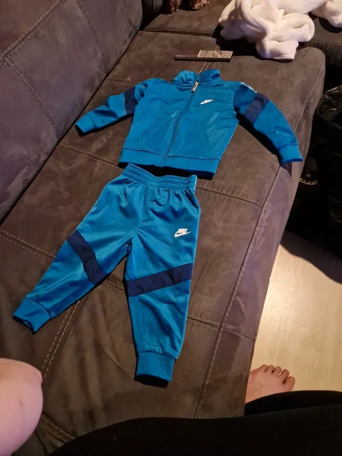 Nike Survêtement 12 mois - photo numéro 3