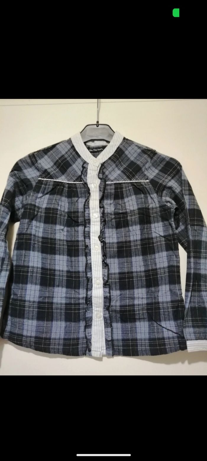 Belle blouse On The Town à carreaux bleu marine et blanc. Taille 8 ans