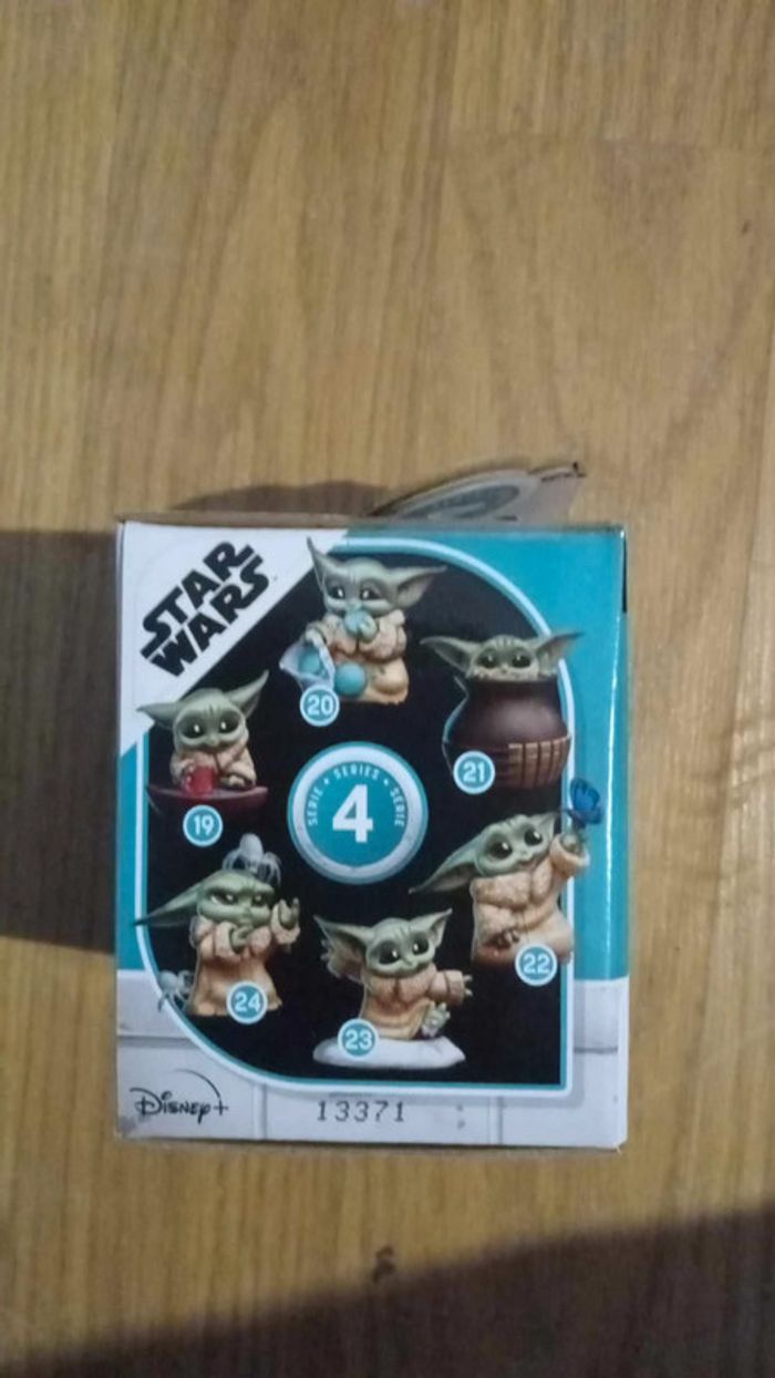 figurine stars Wars mandalorian grogu MANDALORIAN GROGU Star Wars COLLECTION Série 4 Neuf iamais ser - photo numéro 2