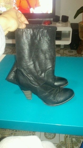 Bottes fourrées noires