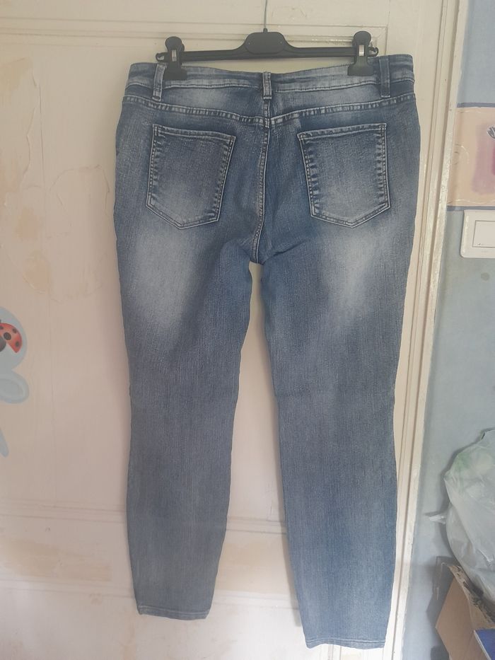 Jeans bleu brodé, marque Rainbow, taille 46 - photo numéro 5