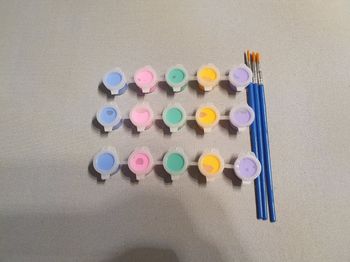 Lot Peinture + pinceaux