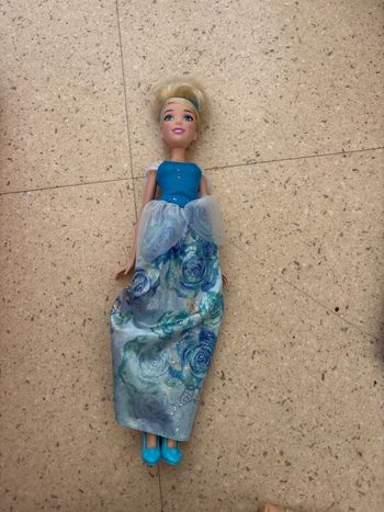 Poupée Disney cendrillon