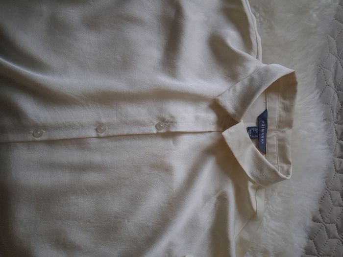 Joli chemisier beige clair - photo numéro 2