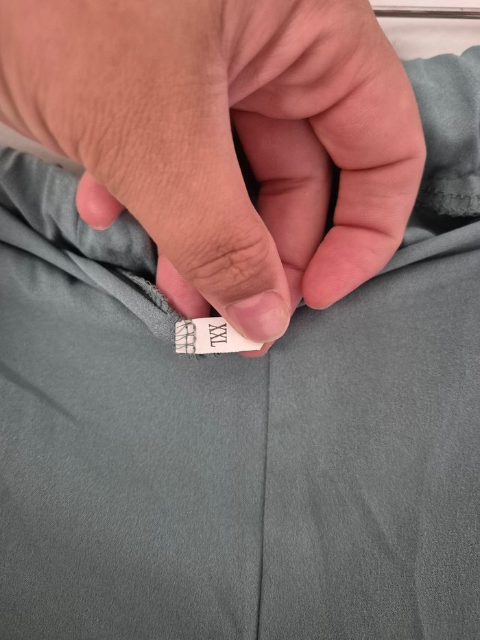 Magnifique pantalon fluide avec ceinture large taille 44 - photo numéro 5