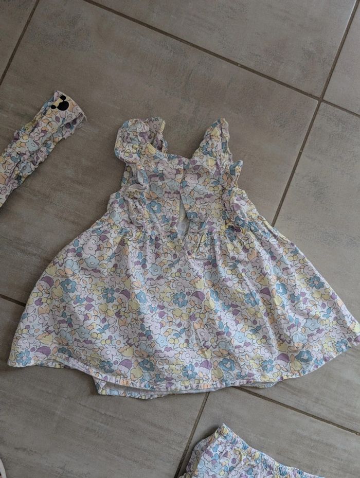 Robe sans manche Disney baby 9 mois - photo numéro 3