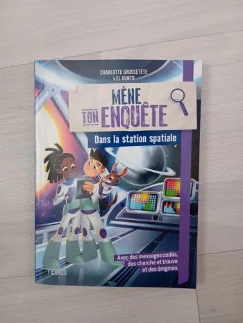 Livre mène ton enquête dans la station spatiale
