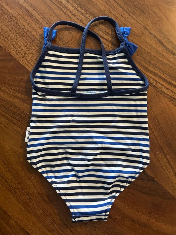 👙 Maillot de bain Jacadi 6 mois – rayures bleu & blanc – très bon état - photo numéro 6