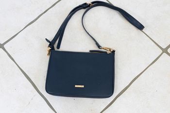 Pochette cuir MOA
