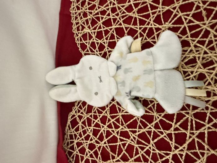 Doudou Lapin blanc vert jaune Nijntje Miffy - photo numéro 4