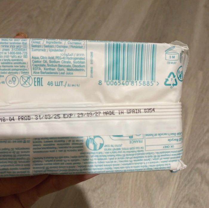 Lot Pampers harmonie lingettes - photo numéro 3